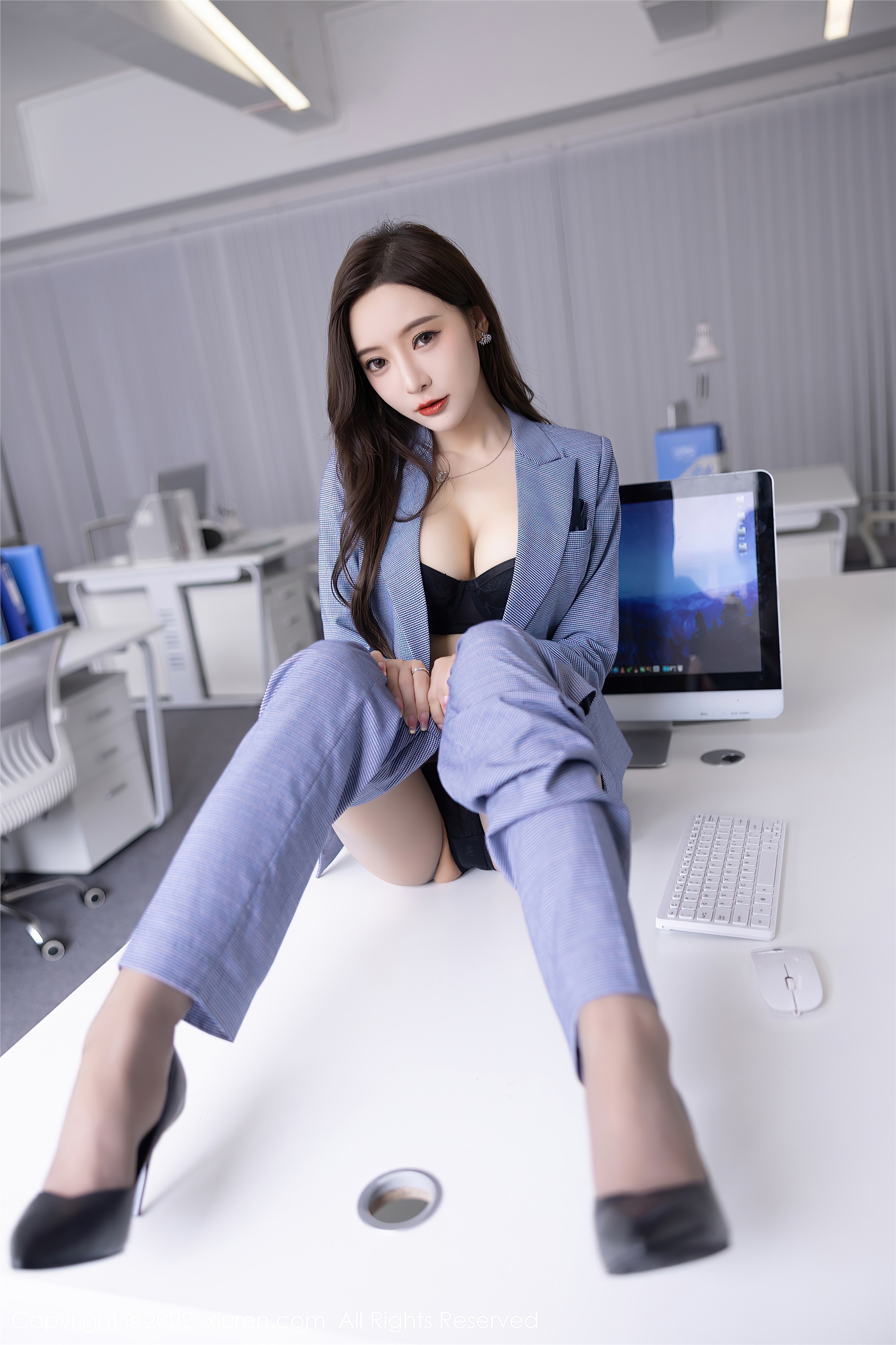 Xiuren秀人网 2022.09.22 NO.5629 王馨瑶yanni